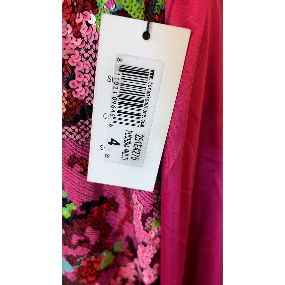 Terani Couture - Long party dress covered in sequins and floral print - Picture 5 of 8